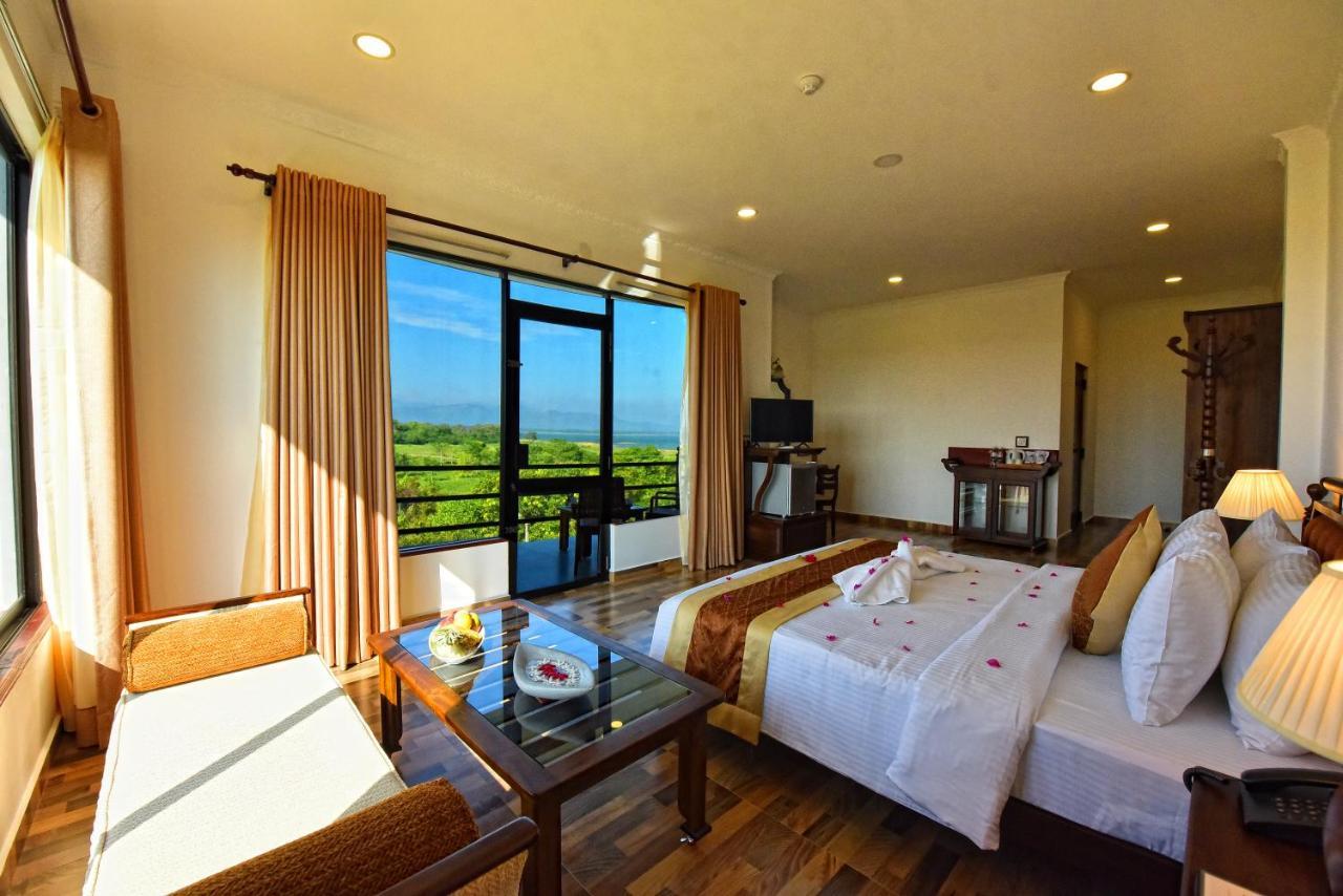 Centauria Wild Hotel Удавалаве Екстериор снимка
