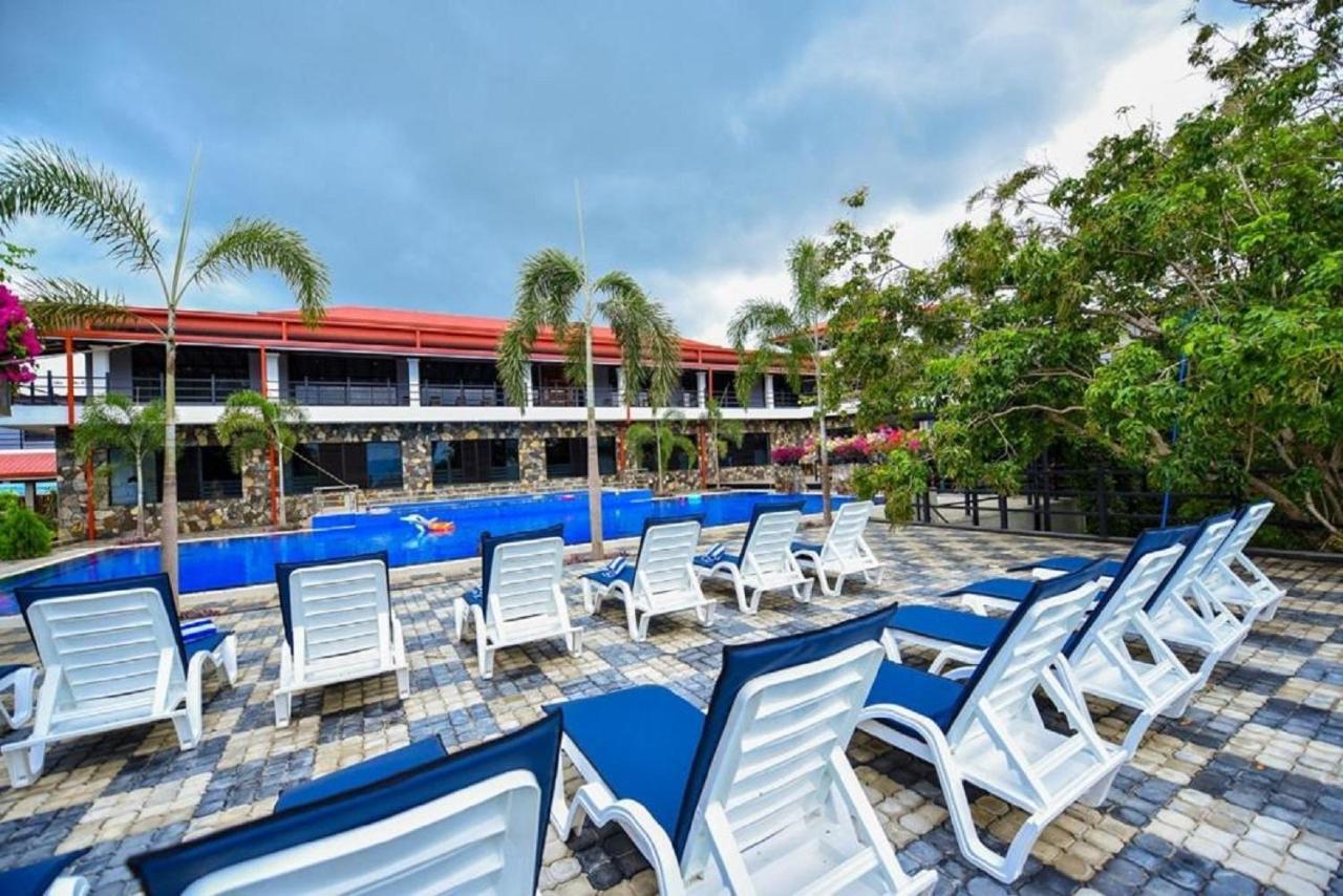 Centauria Wild Hotel Удавалаве Екстериор снимка