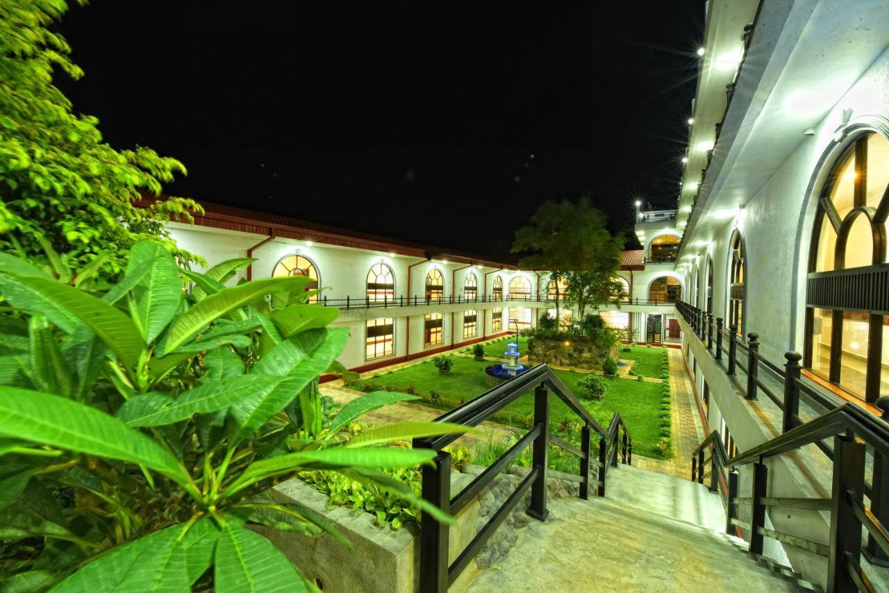 Centauria Wild Hotel Удавалаве Екстериор снимка