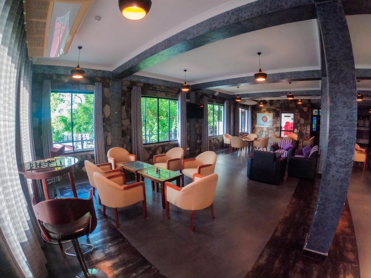 Centauria Wild Hotel Удавалаве Екстериор снимка
