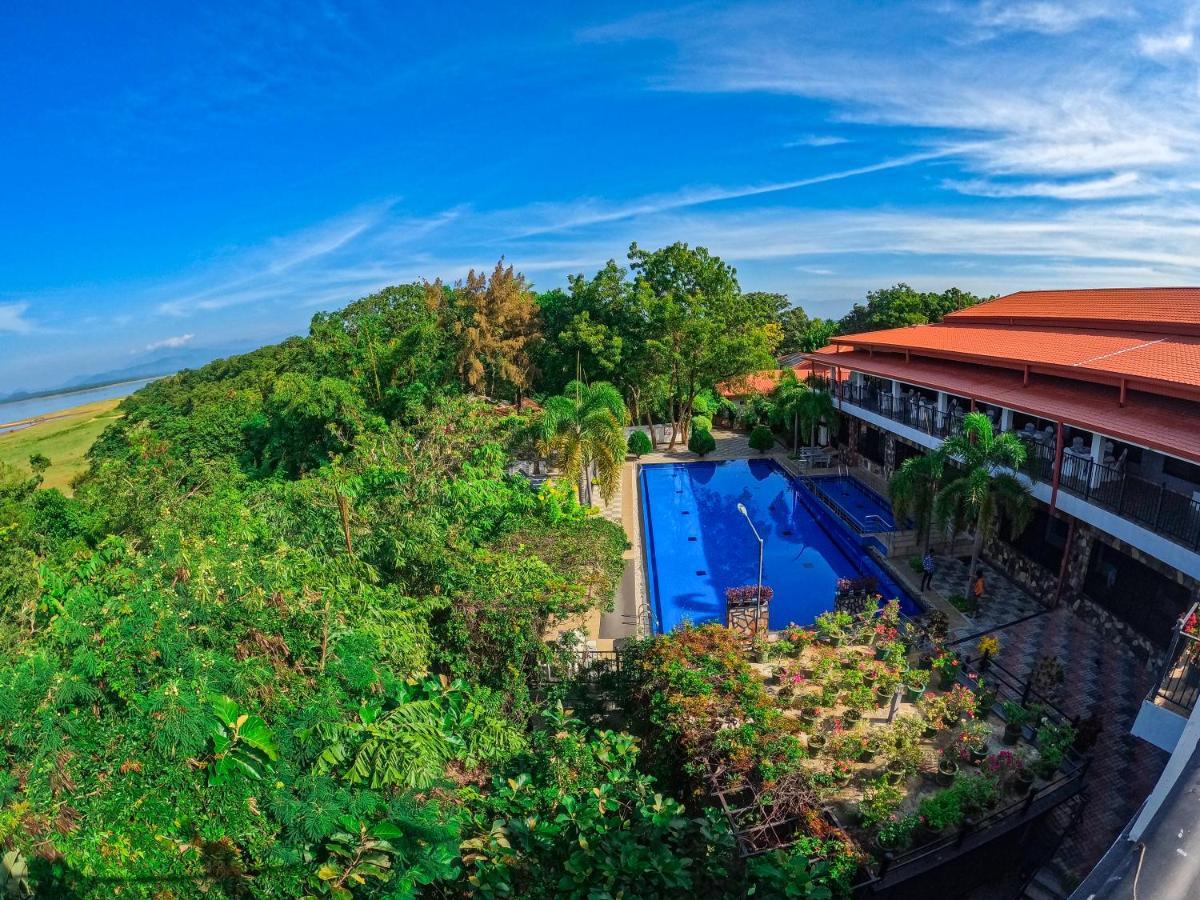 Centauria Wild Hotel Удавалаве Екстериор снимка