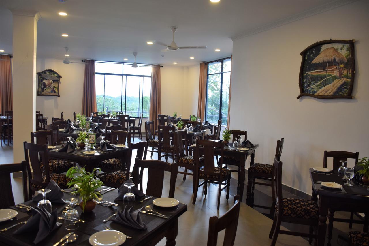 Centauria Wild Hotel Удавалаве Екстериор снимка