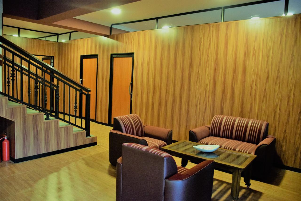Centauria Wild Hotel Удавалаве Екстериор снимка